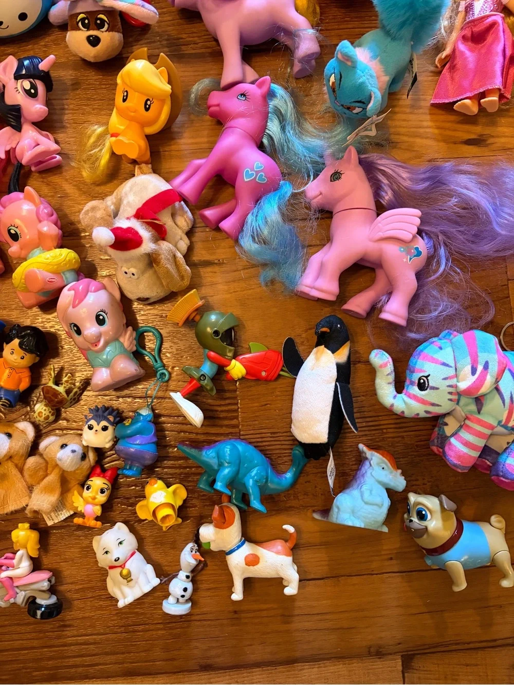 Bundle Of 60 Small Mix Of Collectible Toys Too Many To List! Reseller Bundle